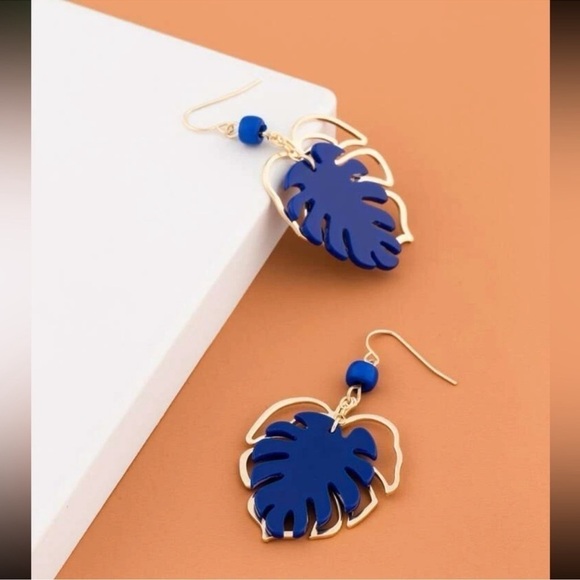 1 LEFT! Royal Blue & Gold Layered Leaf Earrings - Picture 2 of 5